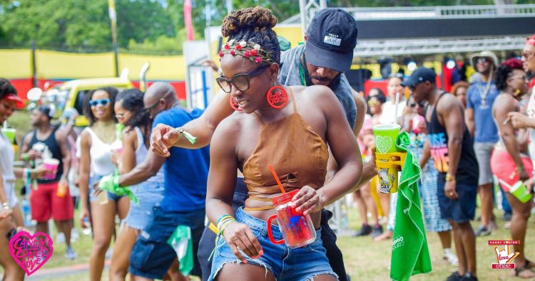 Carnival Chaser_Lola